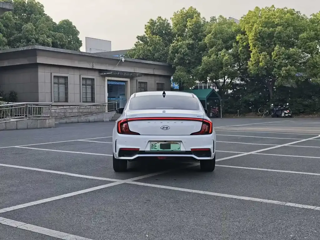 Hyundai Mistra New Energy 2023 из CN, фото 6