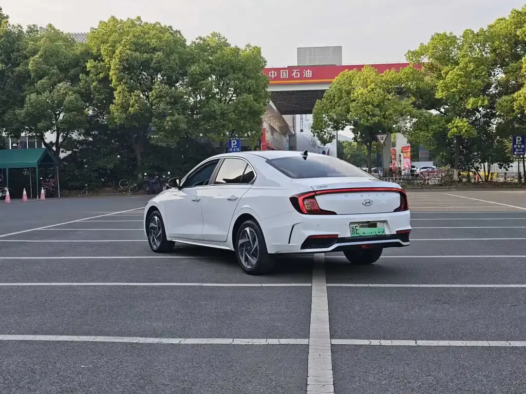 Hyundai Mistra New Energy 2023 из CN, фото 7