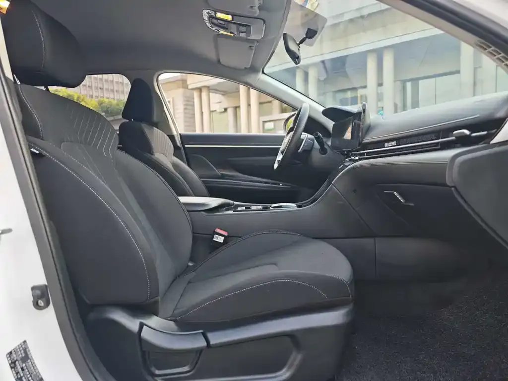 Hyundai Mistra New Energy 2023 из CN, фото 9