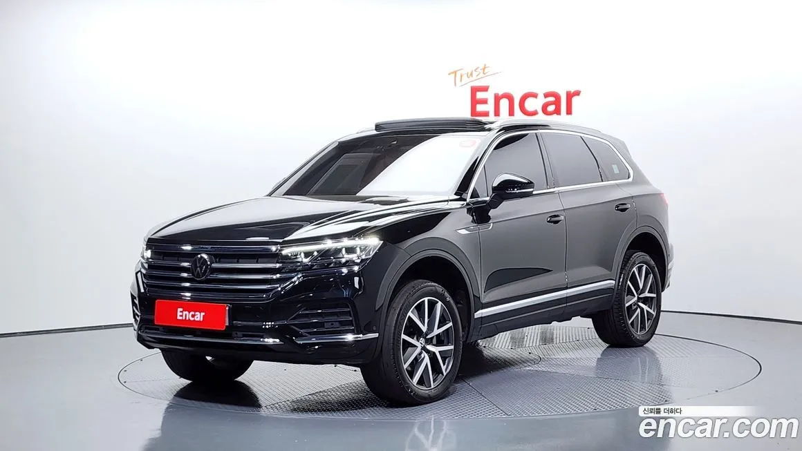 Volkswagen Touareg 2023 из KR, фото 1