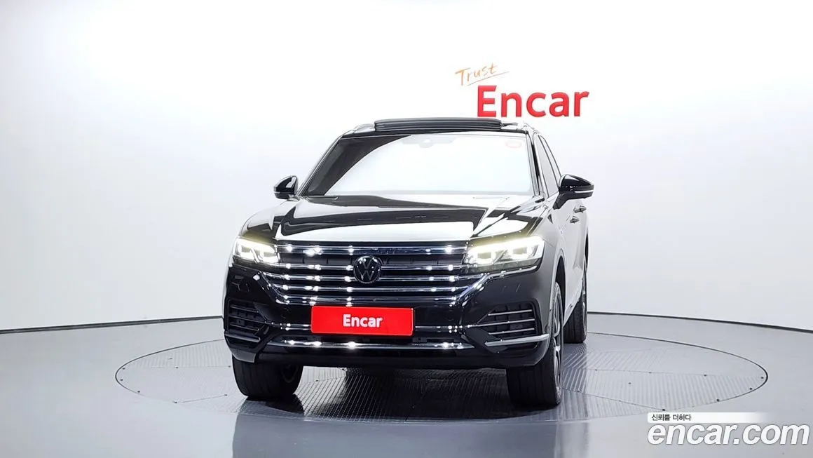 Volkswagen Touareg 2023 из KR, фото 3