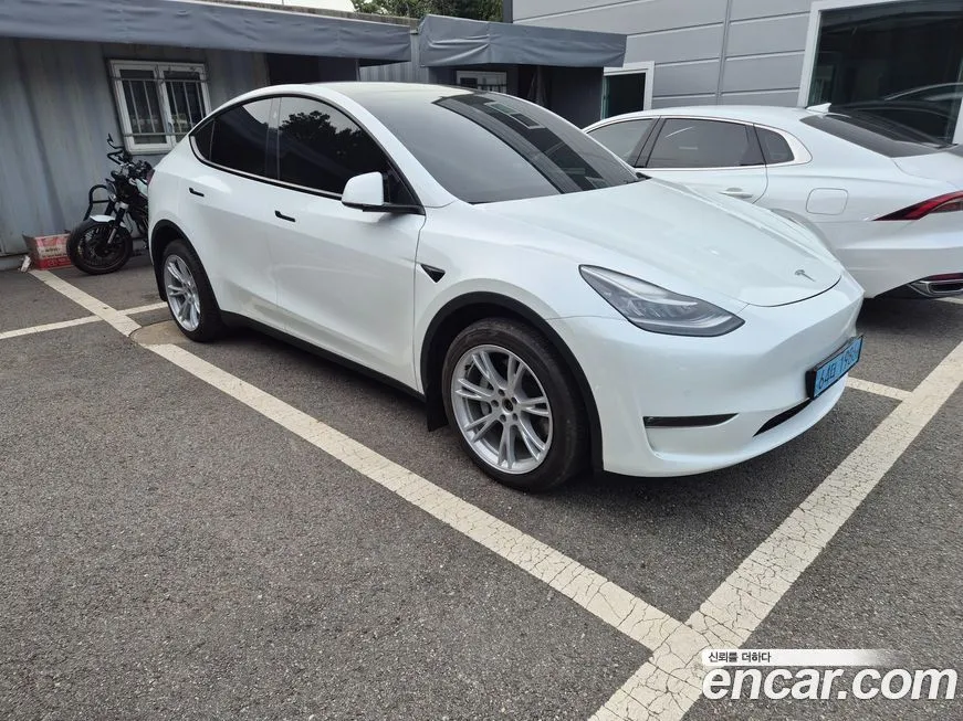 Tesla Model Y 2022 из KR, фото 3