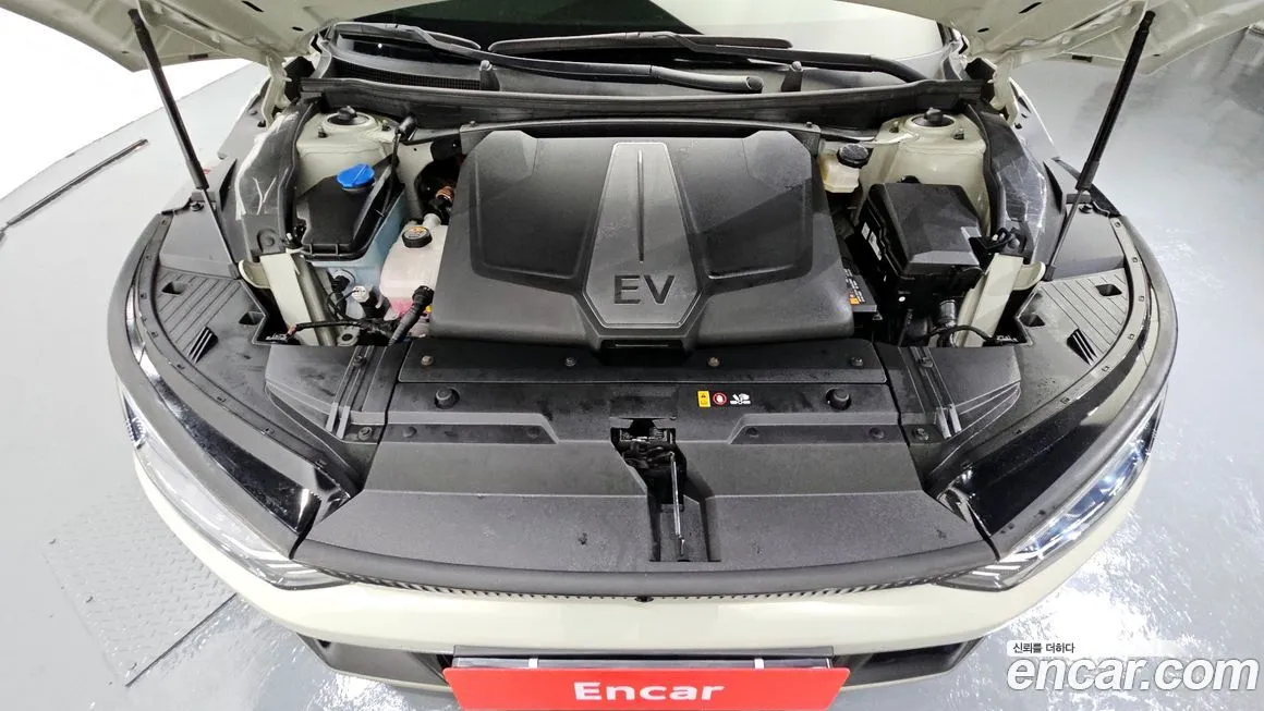 Kia EV6 — фото 6