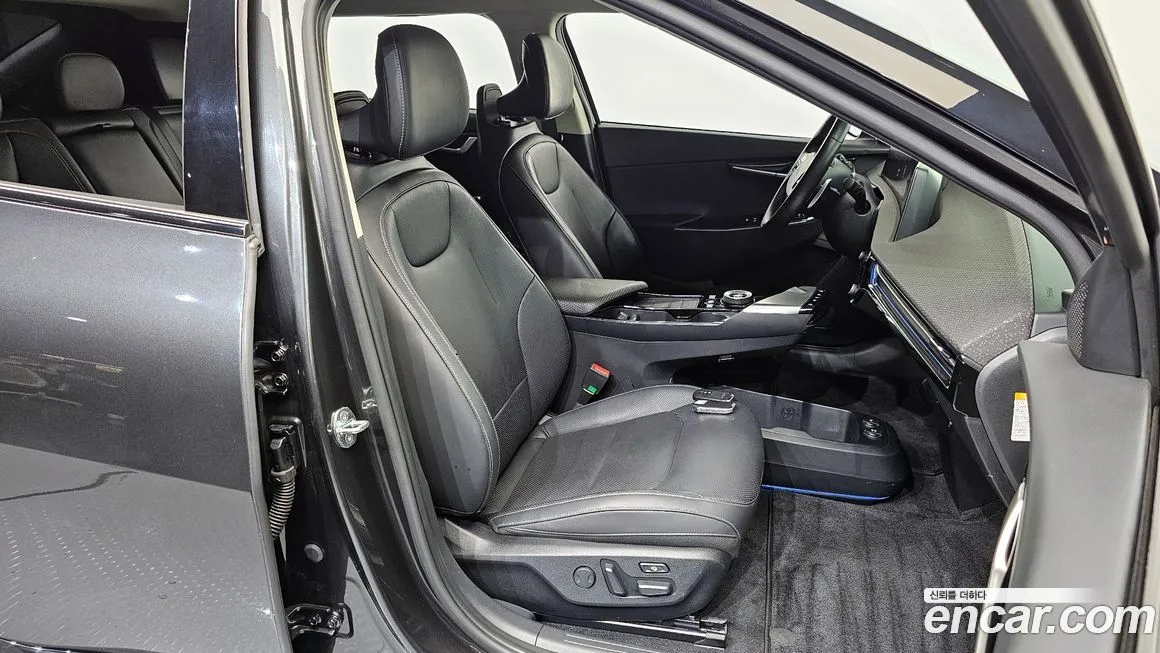 Kia EV6 2022 из KR, фото 10