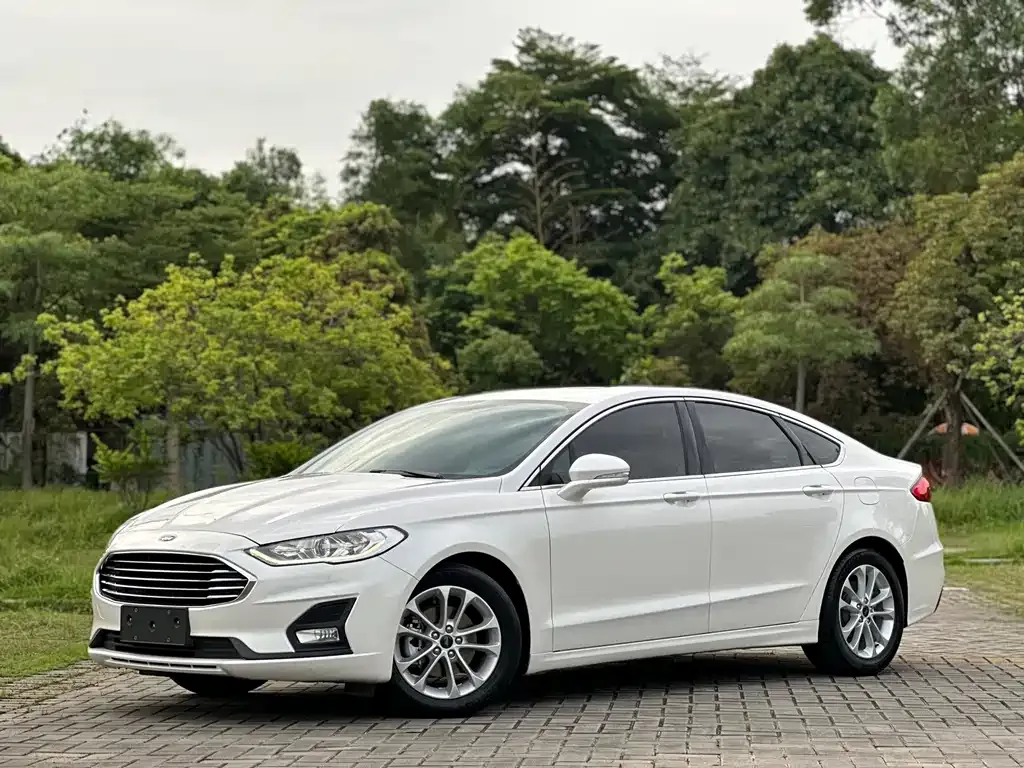 Ford Mondeo 2021 из CN, фото 1
