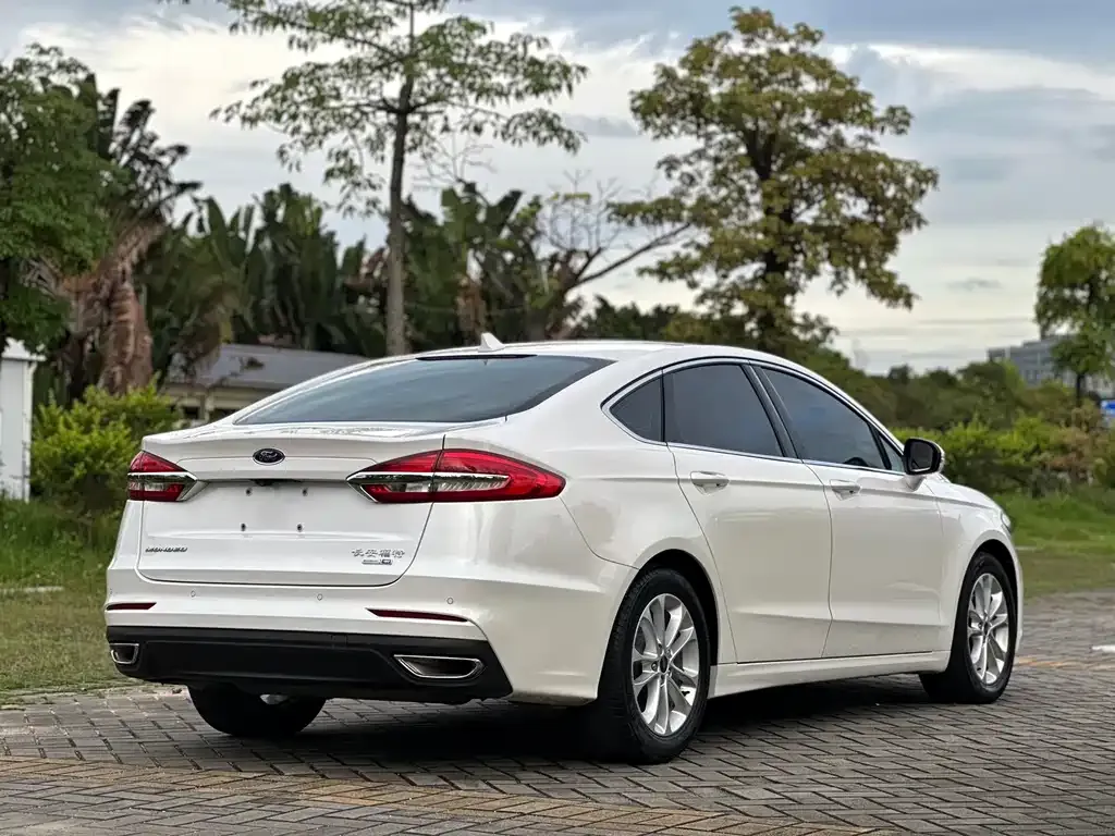 Ford Mondeo 2021 из CN, фото 8