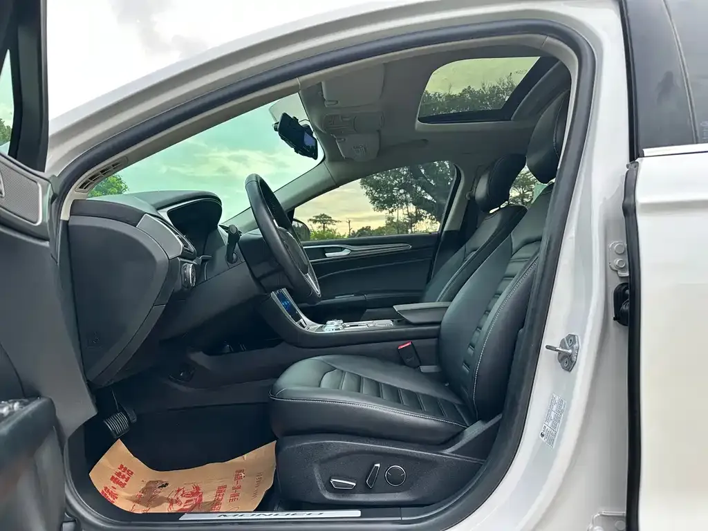 Ford Mondeo 2021 из CN, фото 9