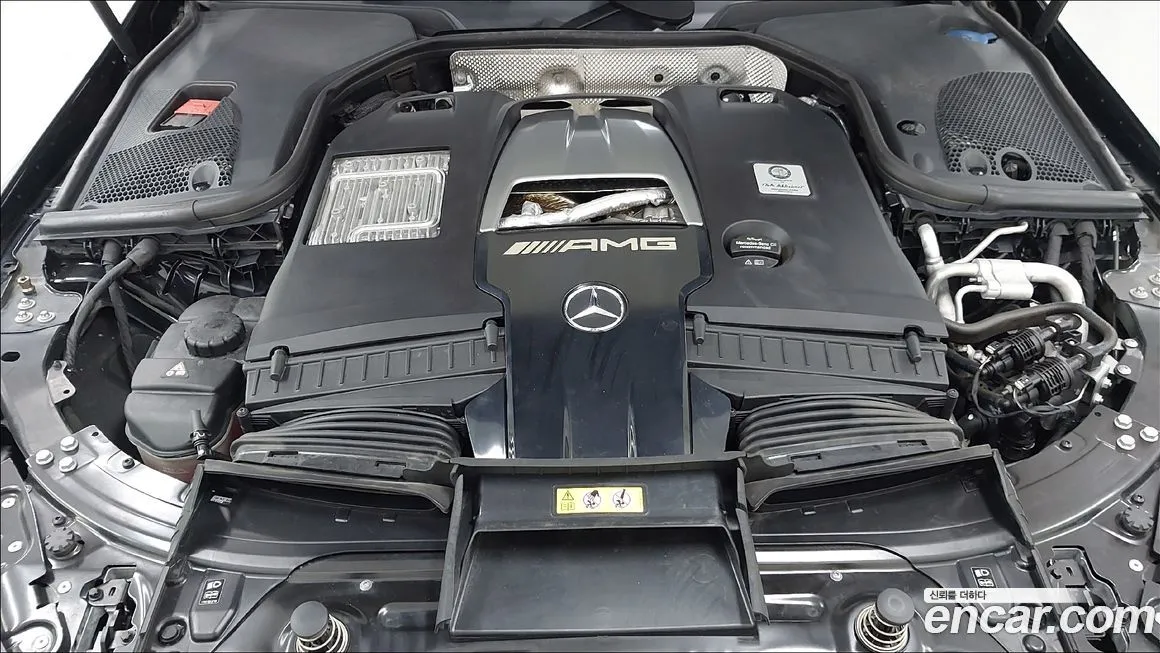 Mercedes-Benz AMG GT — фото 6