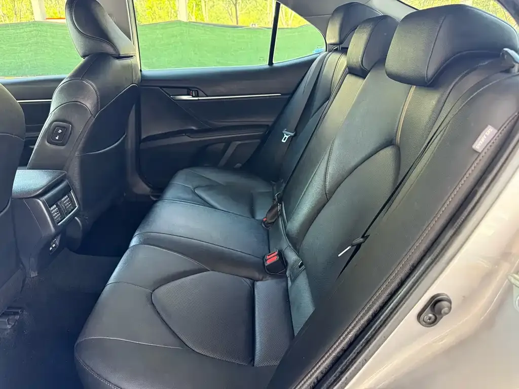 Toyota Camry 2022 из CN, фото 10