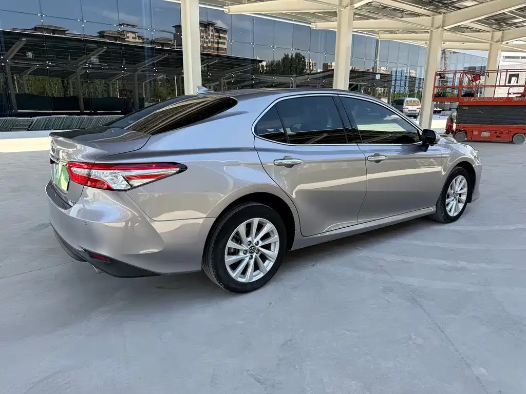 Toyota Camry 2022 из CN, фото 8
