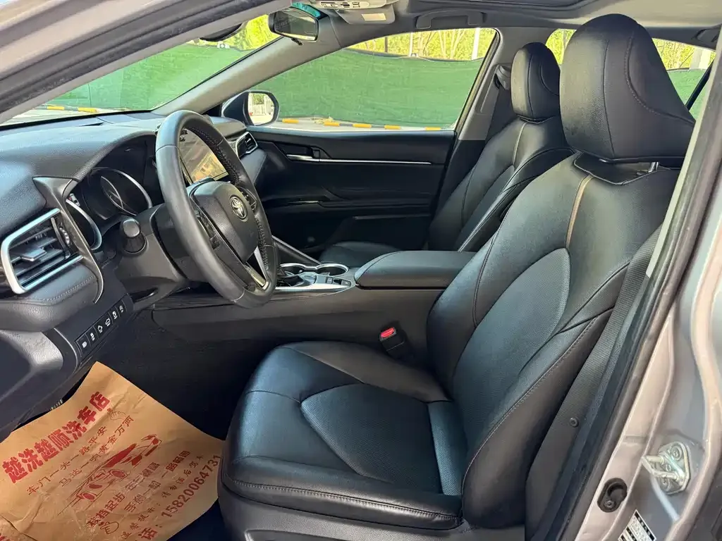 Toyota Camry 2022 из CN, фото 9