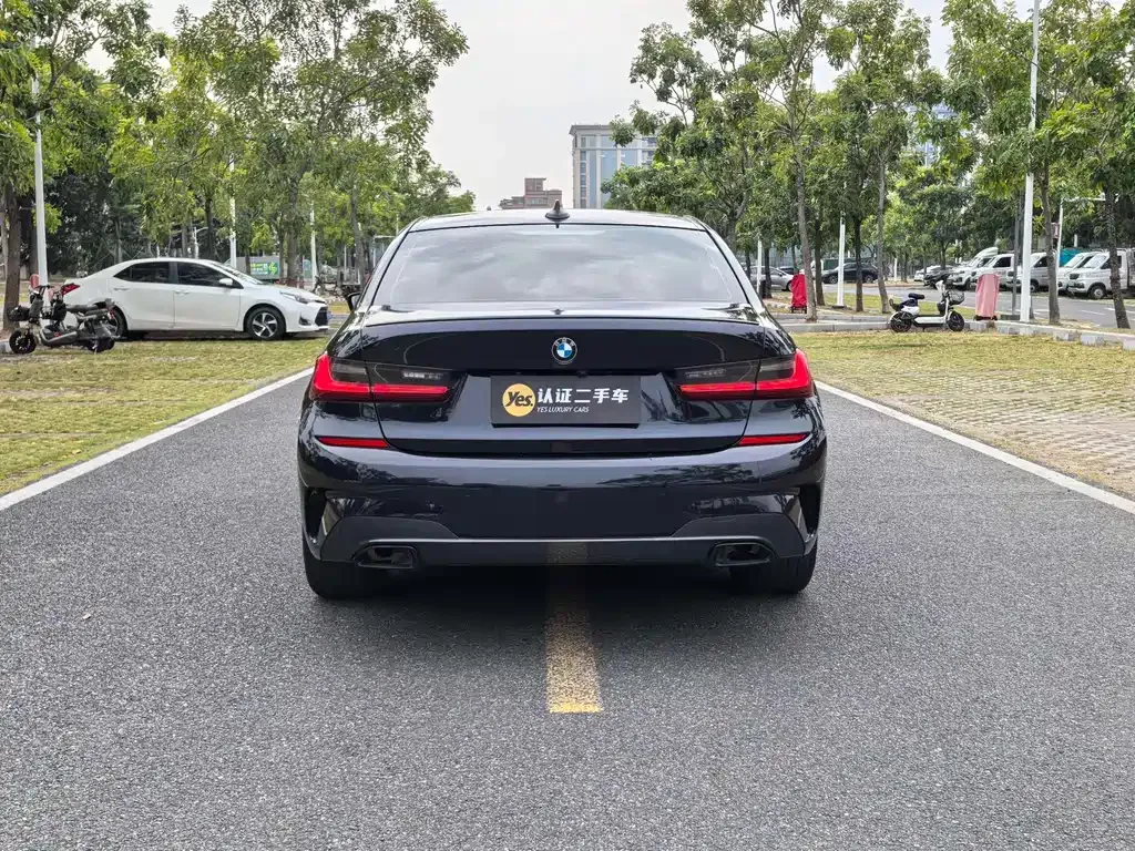 BMW 3 Series 2022 из CN, фото 4
