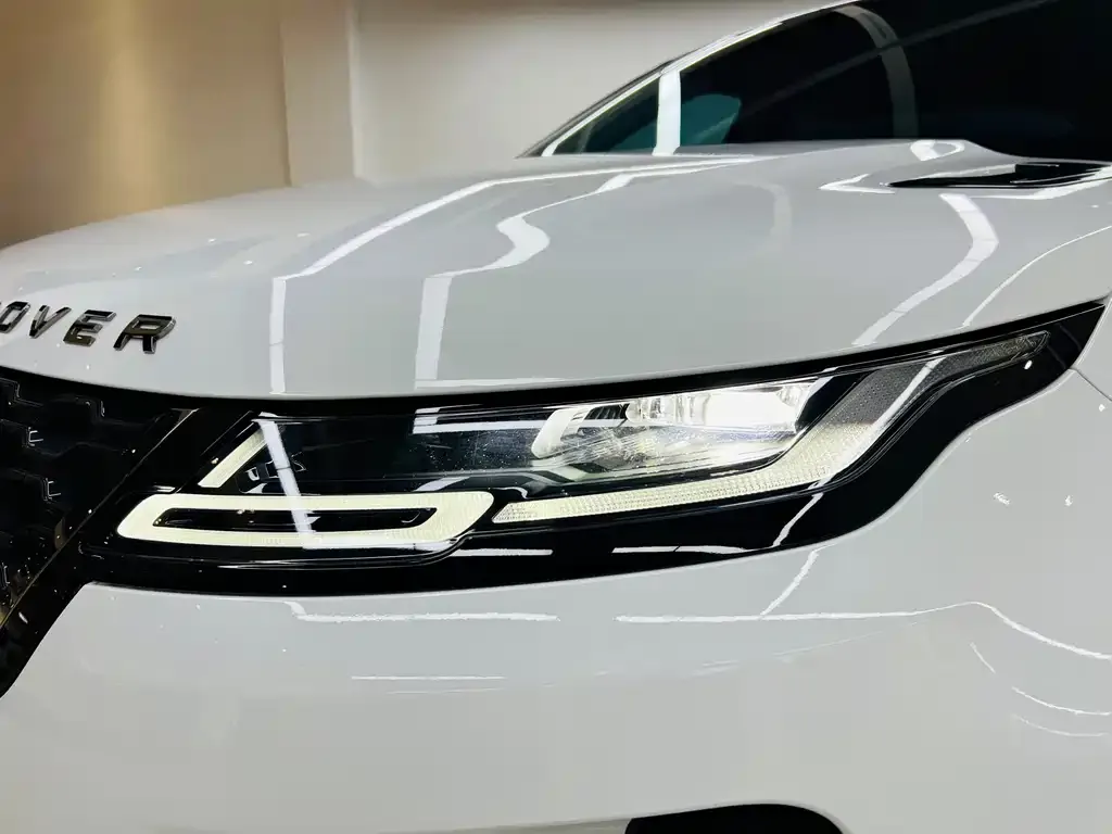 Land Rover Evoque PHEV 2022 из CN, фото 2