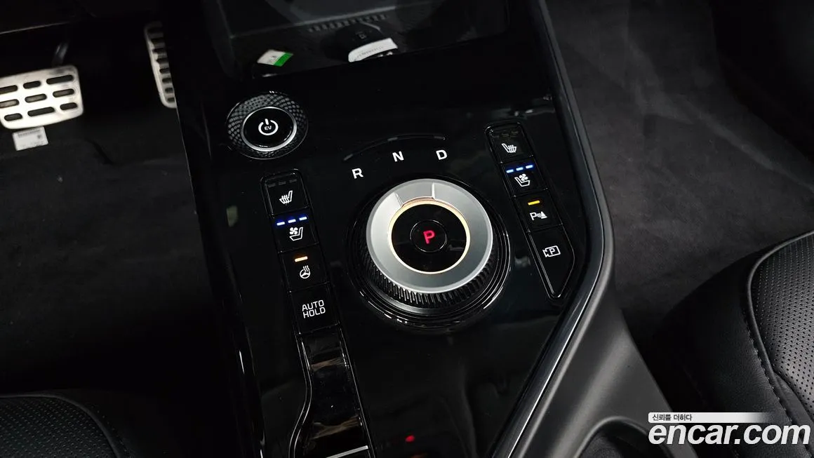 Kia Niro — фото 9