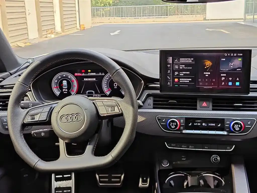 Audi A4L 2024 из CN, фото 10