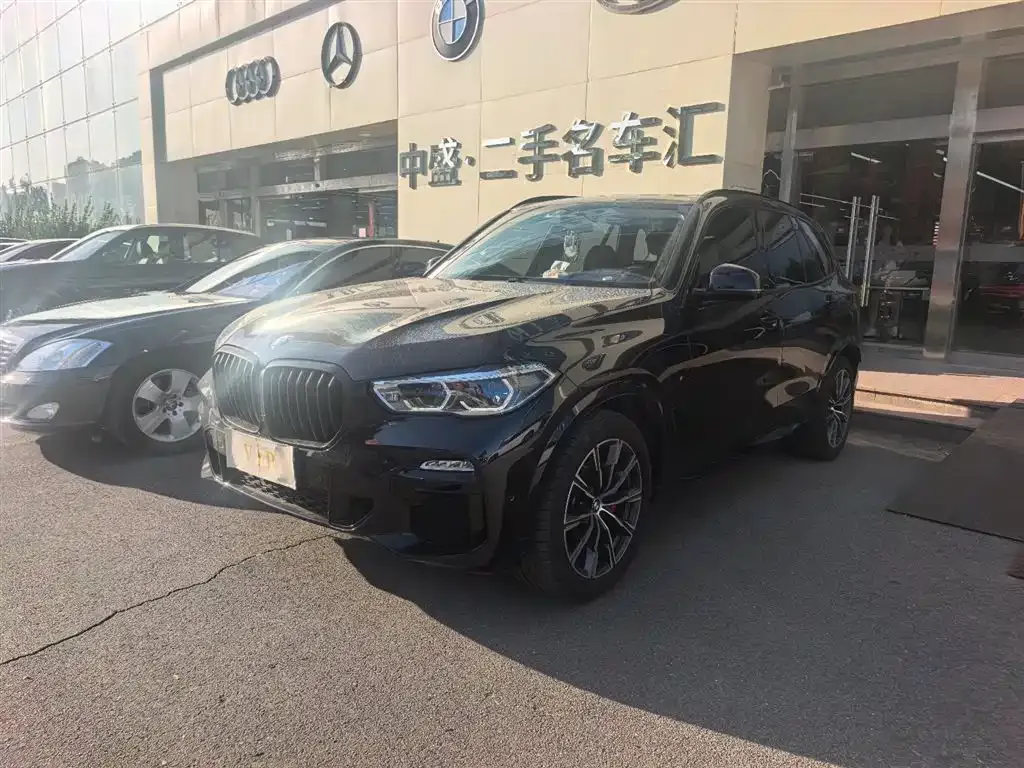 BMW X5 (Import) — фото 1