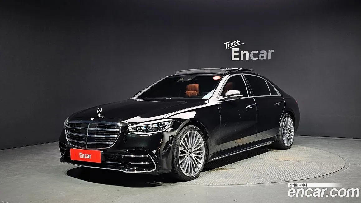 Mercedes-Benz S-Class — фото 1