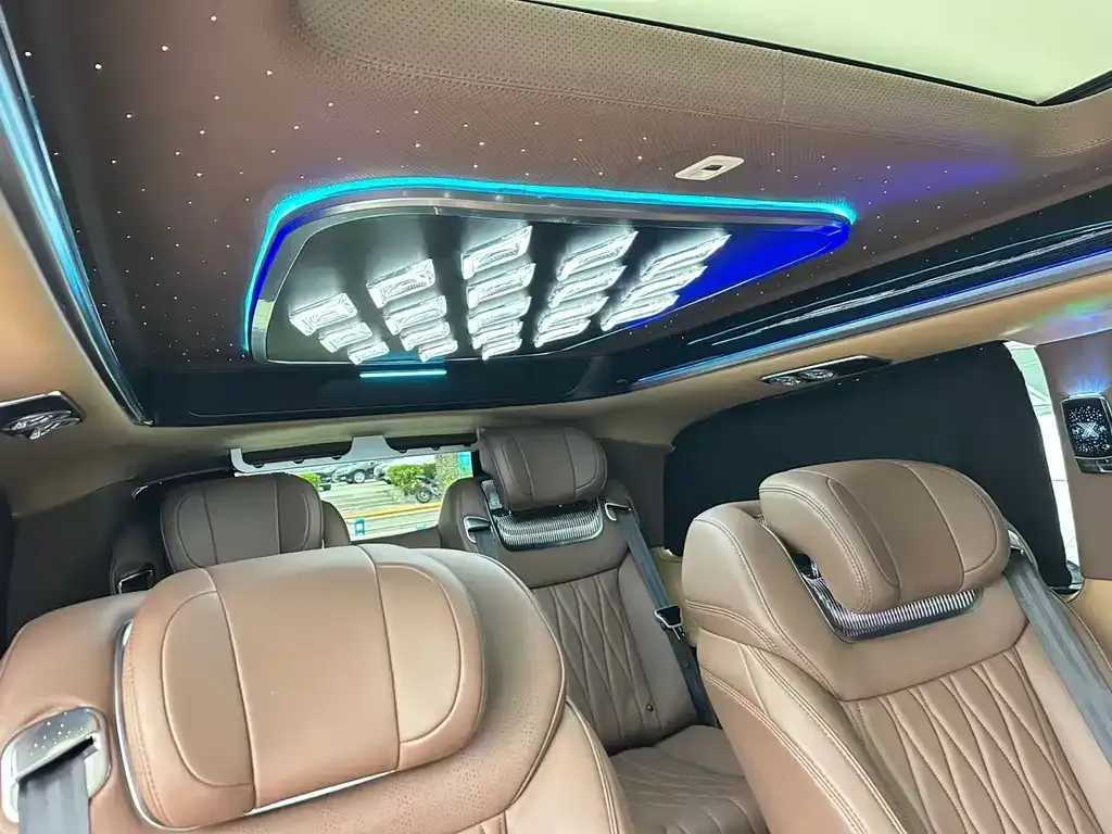 Mercedes-Benz V-Class 2025 из CN, фото 9