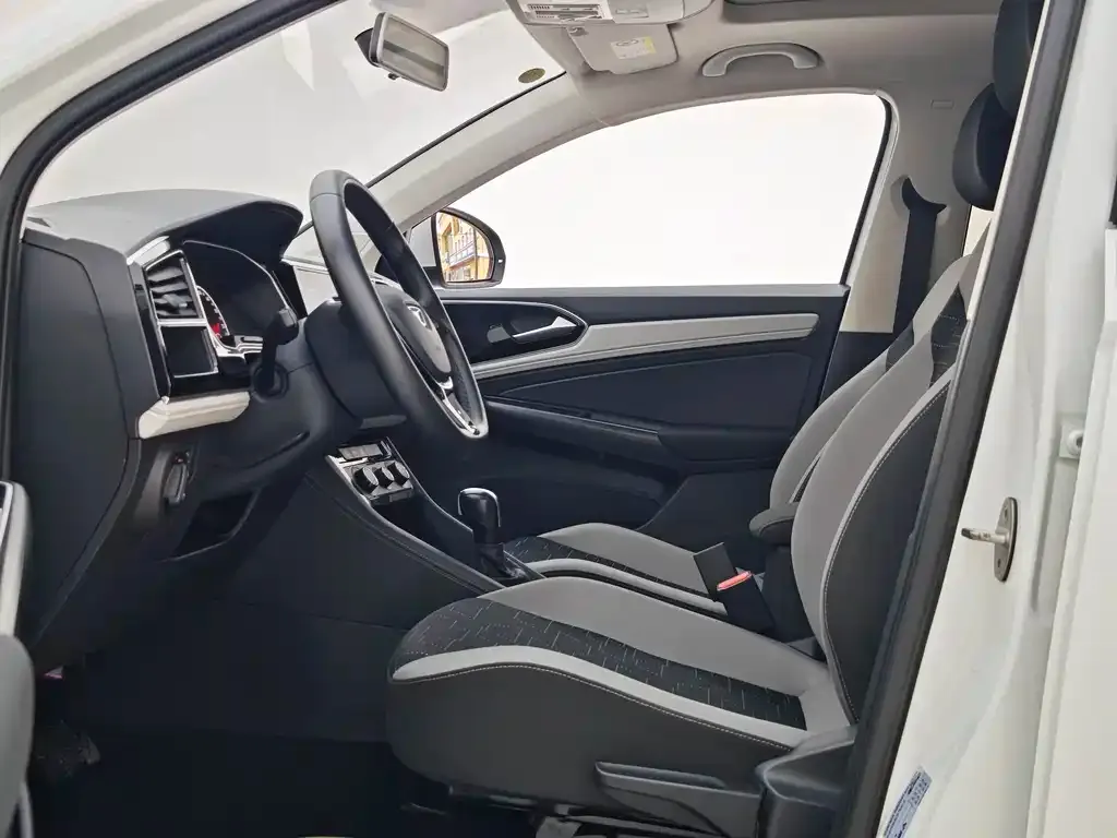 Jetta VS7 2023 из CN, фото 6
