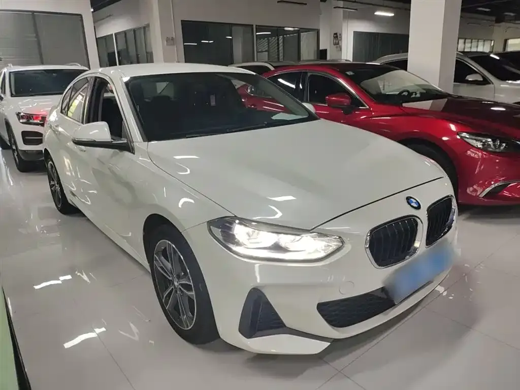 BMW 1 Series 2021 из CN, фото 4