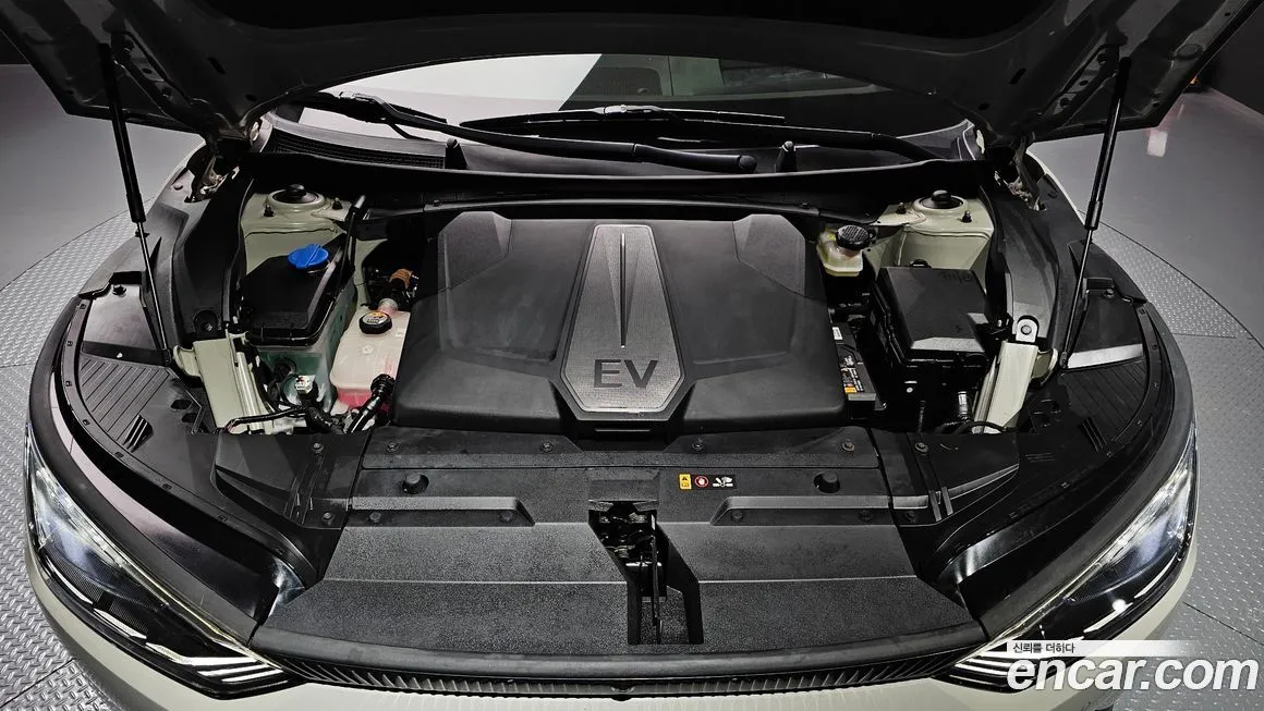 Kia EV6 — фото 6