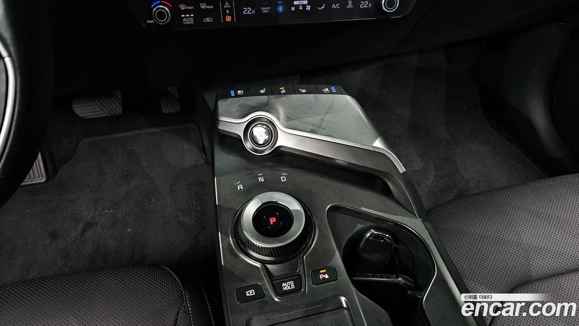Kia EV6 — фото 9