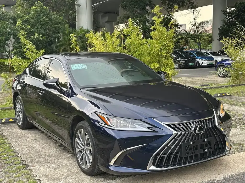 Lexus ES 2023 из CN, фото 3