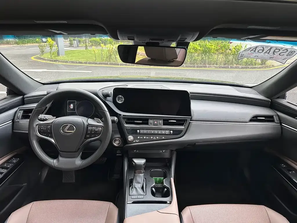 Lexus ES 2023 из CN, фото 6