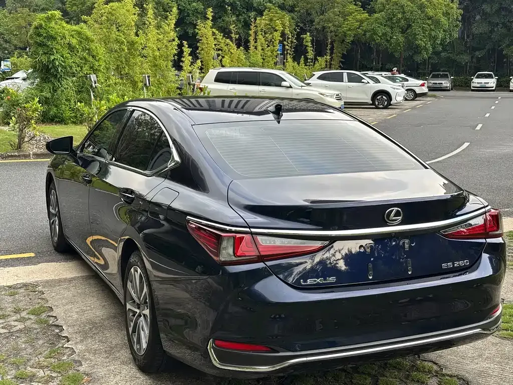 Lexus ES 2023 из CN, фото 8