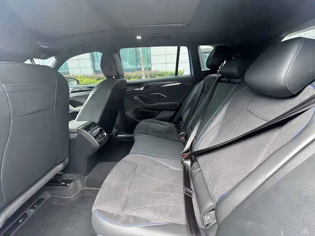 Volkswagen Tiguan L 2024 из CN, фото 4
