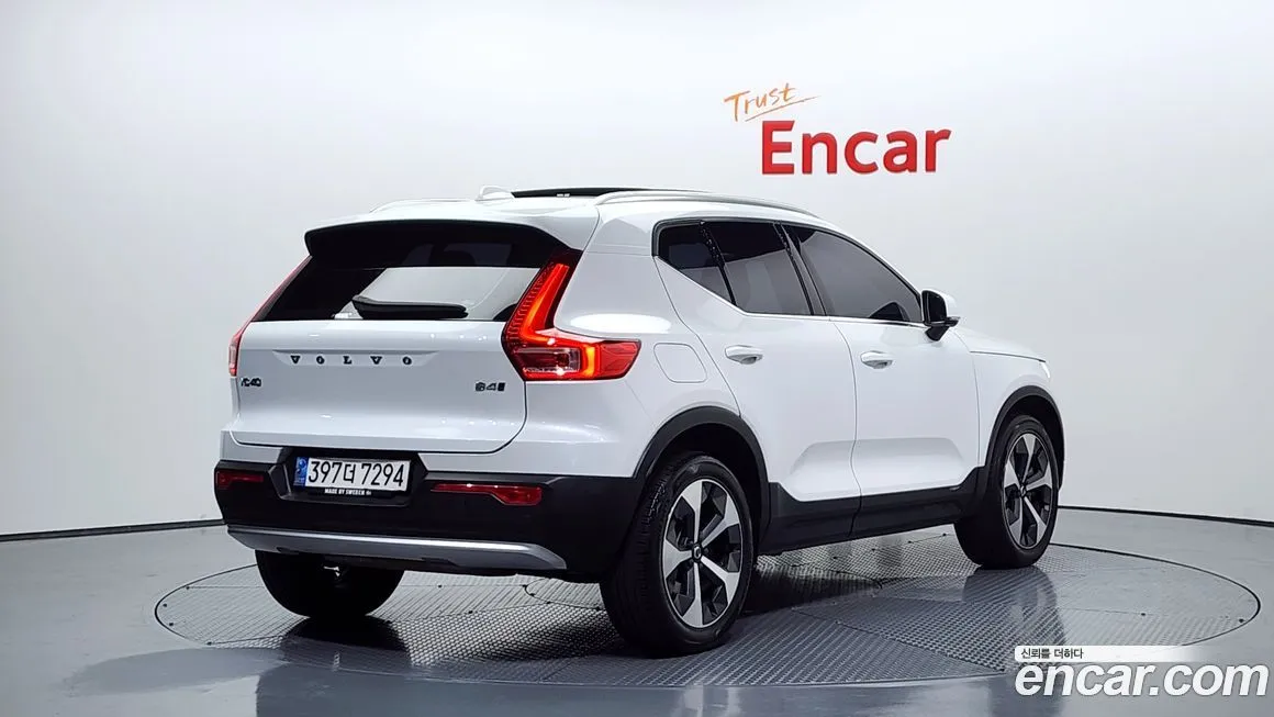 Volvo XC40 2023 из KR, фото 2