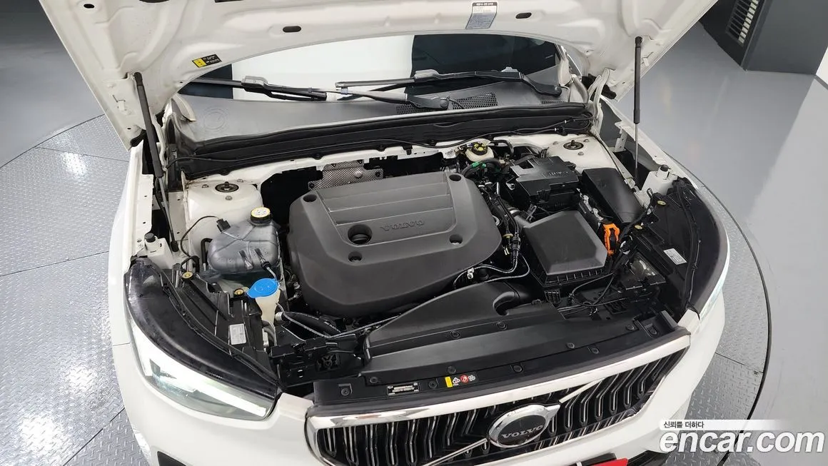 Volvo XC40 2023 из KR, фото 6