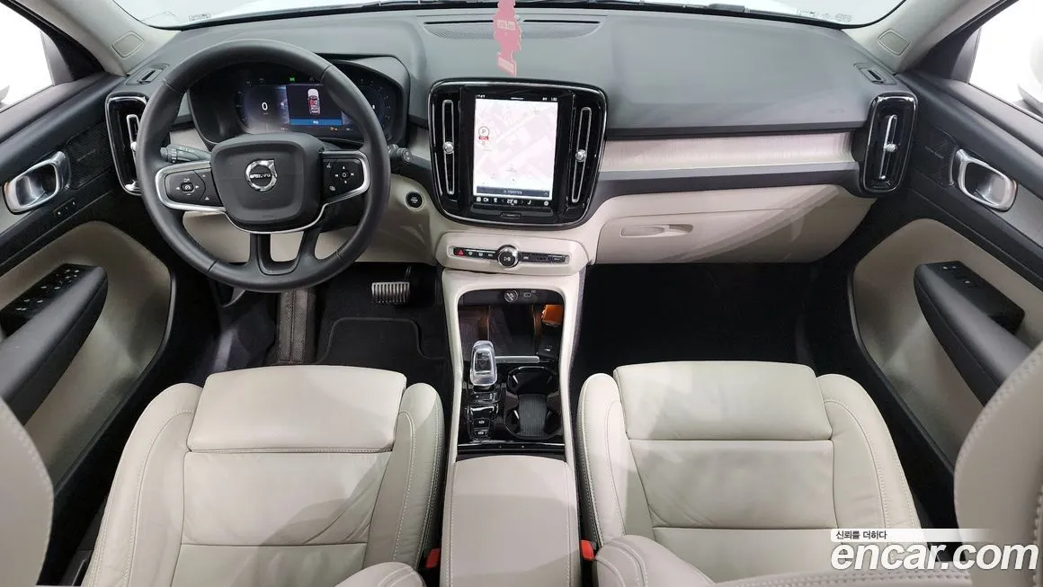 Volvo XC40 2023 из KR, фото 7