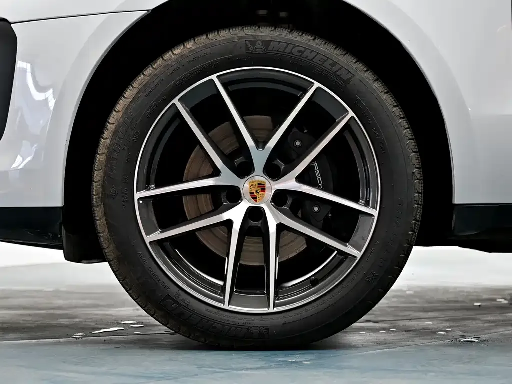 Porsche Macan 2025 из CN, фото 9