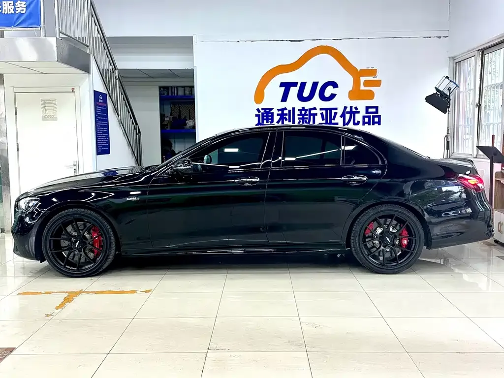 Mercedes-Benz E-Class AMG 2023 из CN, фото 5