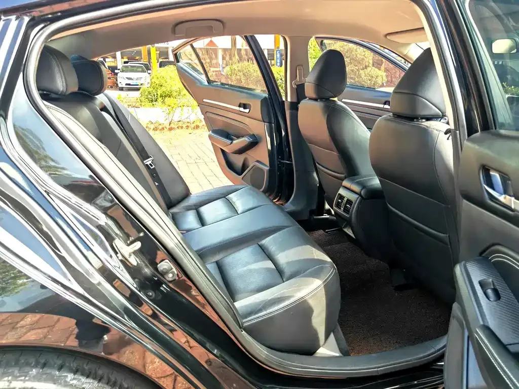 Nissan Teana 2023 из CN, фото 10