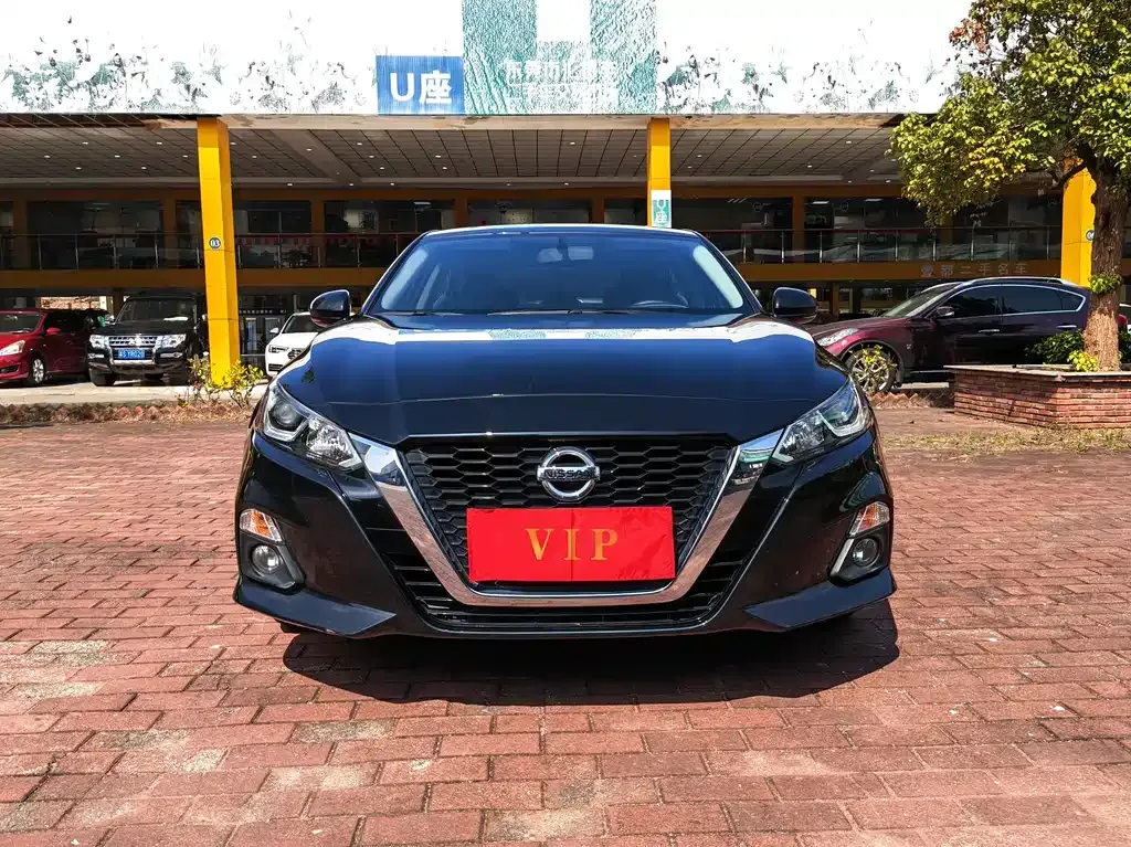 Nissan Teana 2023 из CN, фото 2