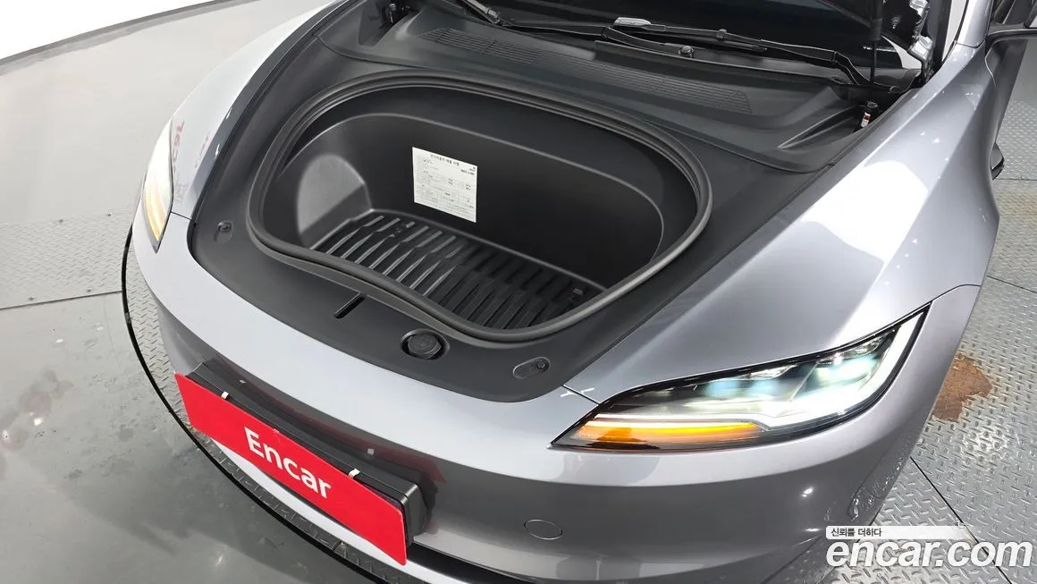 Tesla Model 3 2025 из KR, фото 6