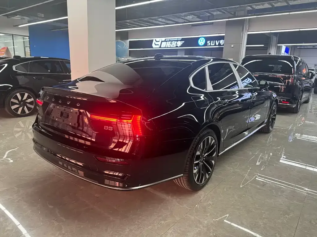 Volvo S90 2025 из CN, фото 7