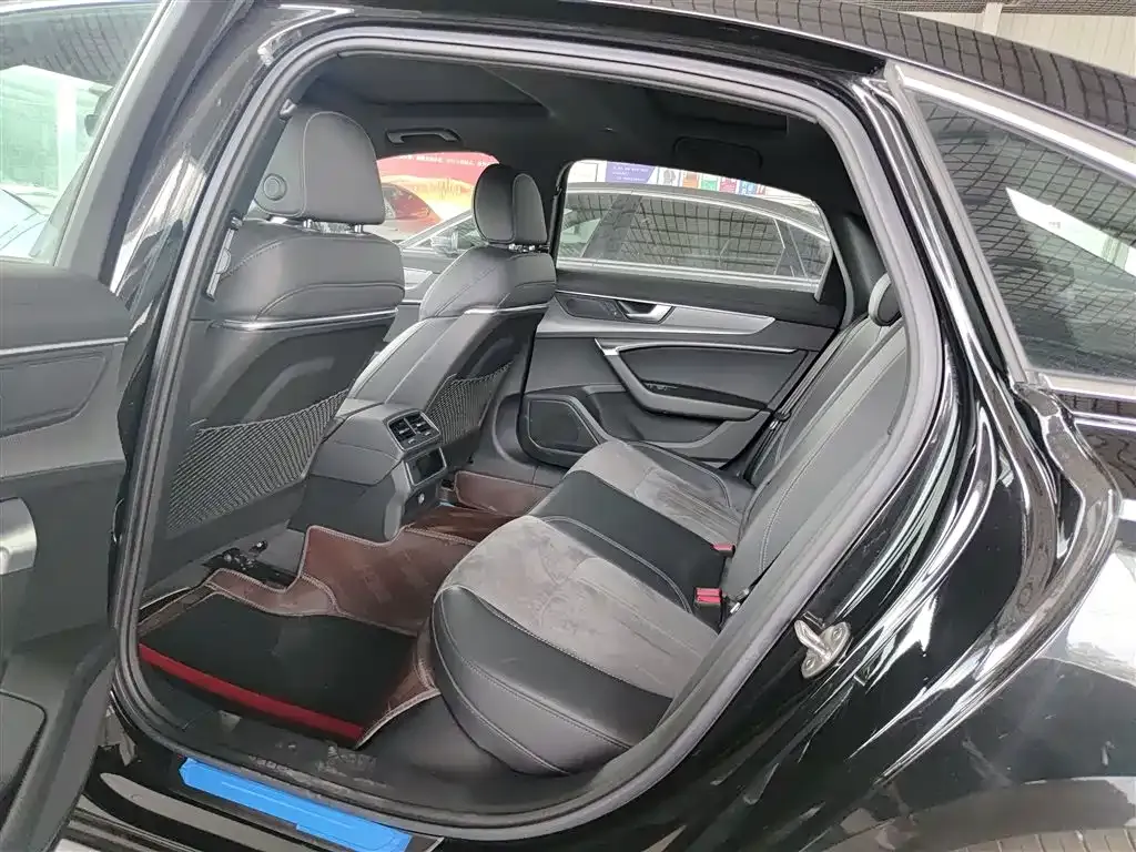 Audi A6L New Energy 2021 из CN, фото 8