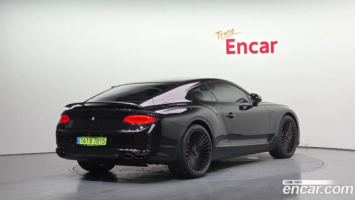 Bentley Continental 2023 из KR, фото 2