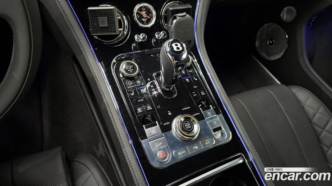 Bentley Continental 2023 из KR, фото 9
