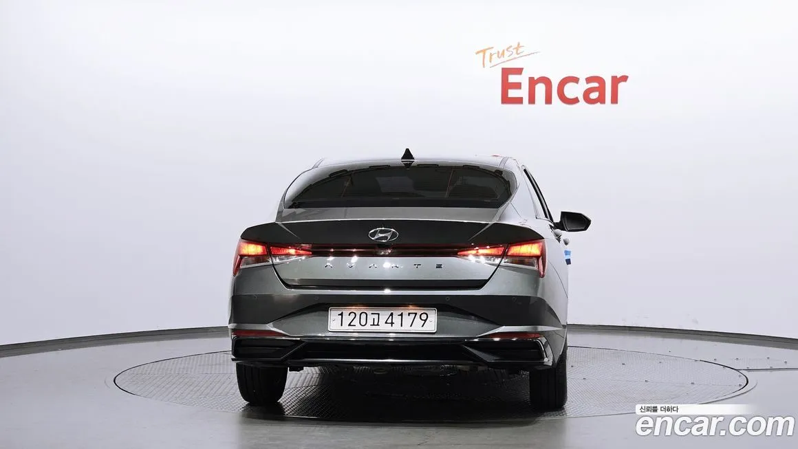 Hyundai AVANTE — фото 4