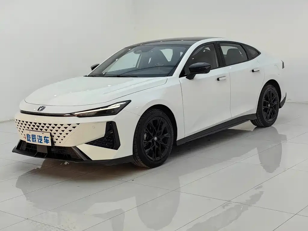 Changan UNI-V 2024 из CN, фото 1