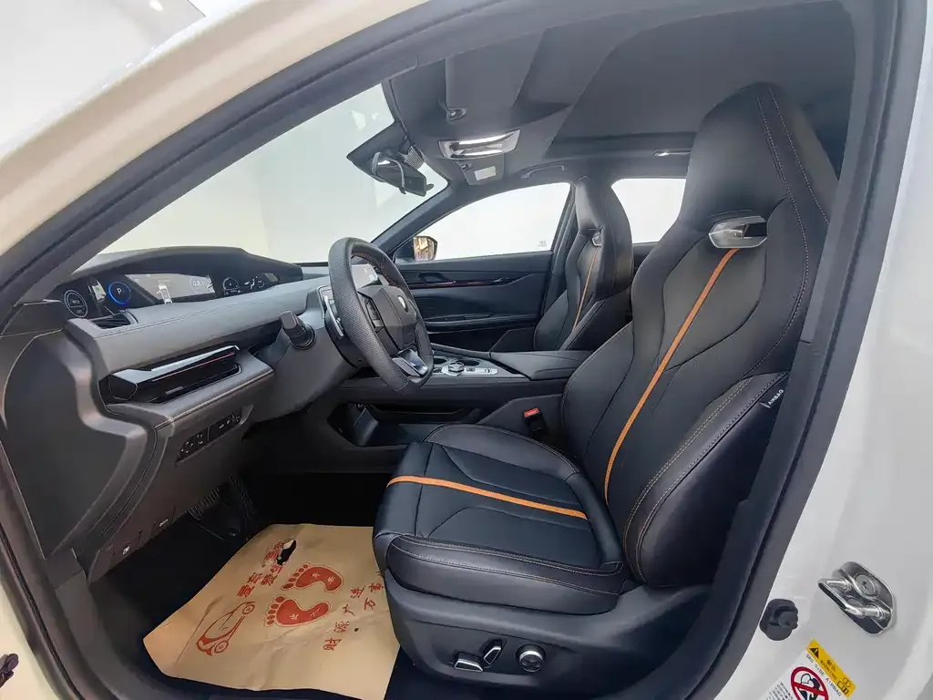 Changan UNI-V 2024 из CN, фото 7