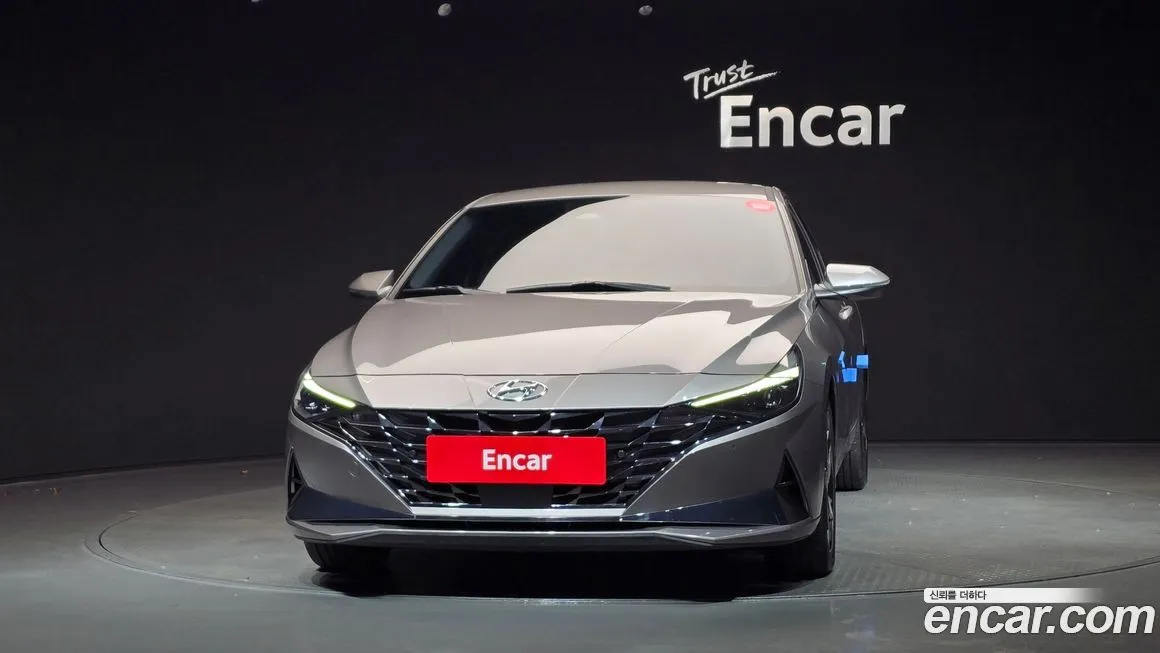 Hyundai AVANTE — фото 3