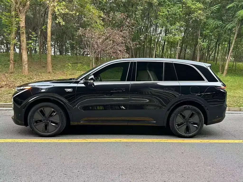 Li Auto L8 2024 из CN, фото 4