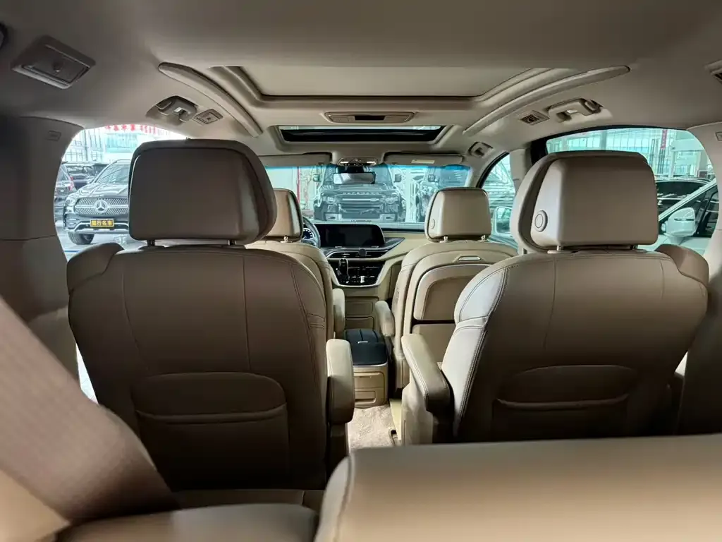 Buick GL8 2021 из CN, фото 7