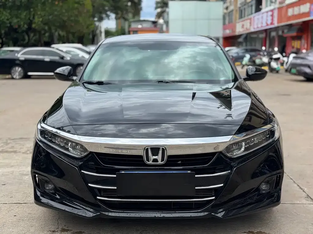 Honda Accord 2022 из CN, фото 2