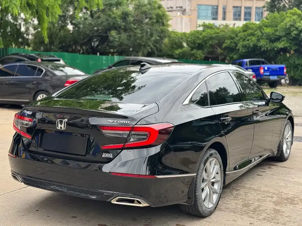 Honda Accord 2022 из CN, фото 7